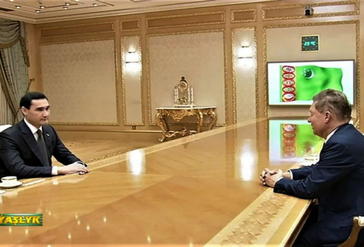 1630f68d068af1.jpeg